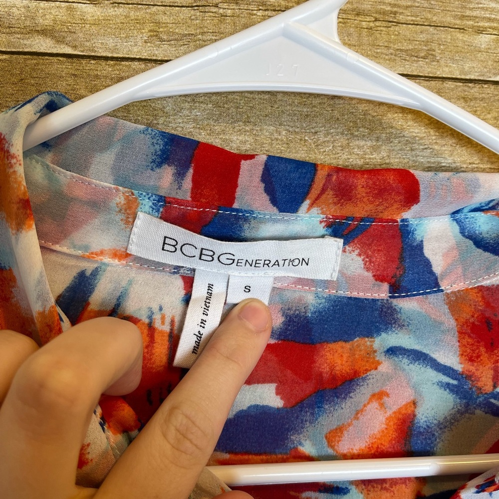 BCBGeneration button down blouse 🛍 - Picture 3 of 4